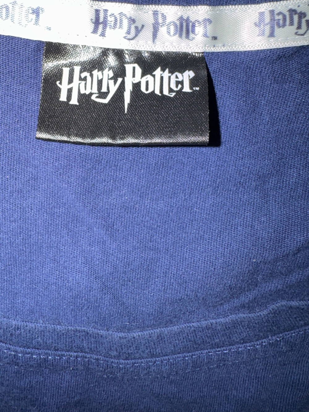 Hogwarts Navy Long Sleeve Graphic Tee Size UK 27=US XXL - Picture 9 of 9